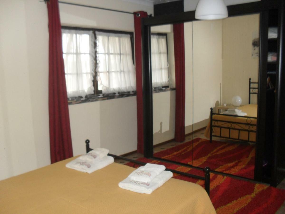 Apartamentos Na Casa Sao Bernardo อัลโกบาซา ภายนอก รูปภาพ