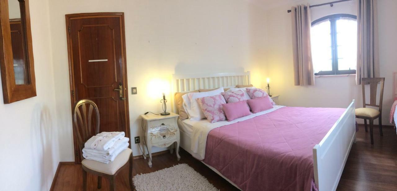 Apartamentos Na Casa Sao Bernardo อัลโกบาซา ภายนอก รูปภาพ